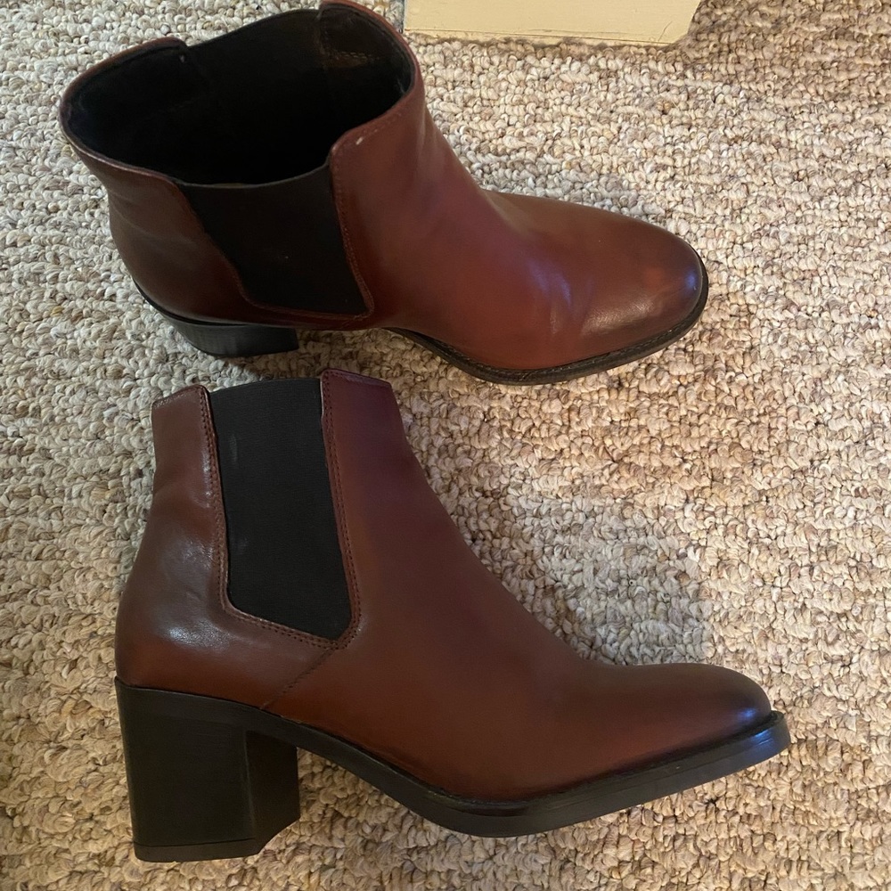 Clarks Leather Brown Bootie